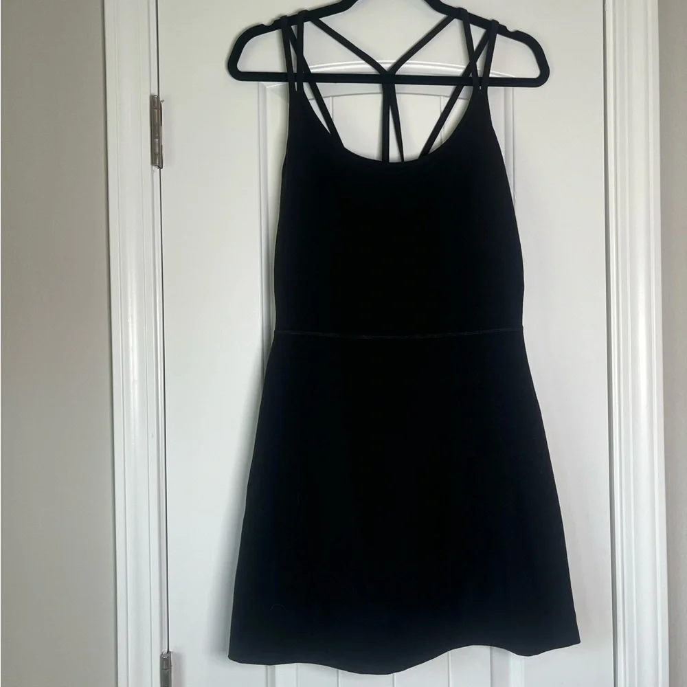 NWT Old Navy Black Strappy Summer Athletic Skort Dress with Built-In Shorts - Picture 1 of 3